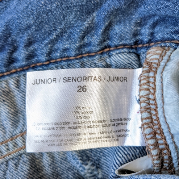 William Rast Jean Shorts Women's Size 26 - Picture 6 of 8